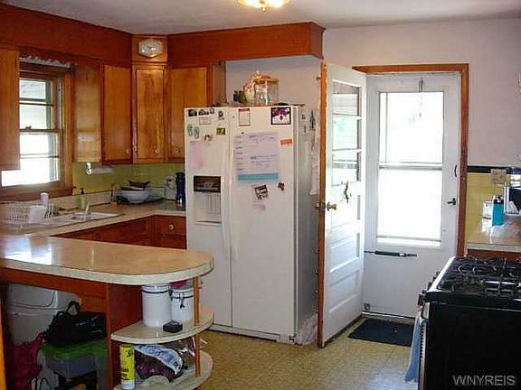 2nd image of 4175 S Park Ave