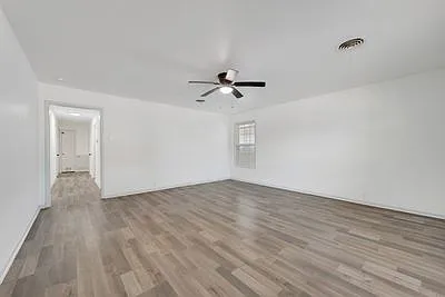 725 W Brock St — Photo 6