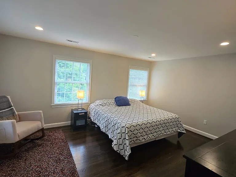 6720 Newbold Dr — Photo 10