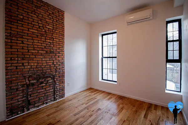 Rented by Next Door Realty NYC | media 4