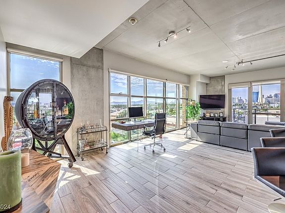 2nd image of 353 Bonneville Ave #627