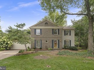 12758 Kinship Dr, Herndon, VA 20171