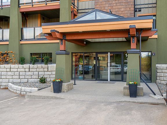 2nd image of 1405 Springhill Dr #3405