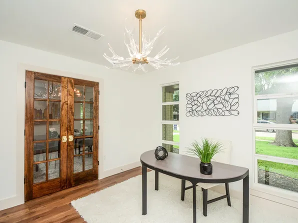 6214 Yarwell Dr, Houston, TX 77096