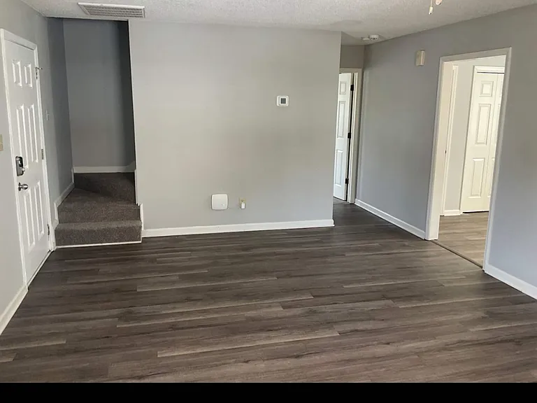 1625 Cranberry Hill Ln — Photo 9