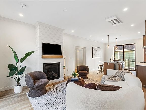 3rd image of 27 Shepard St #4