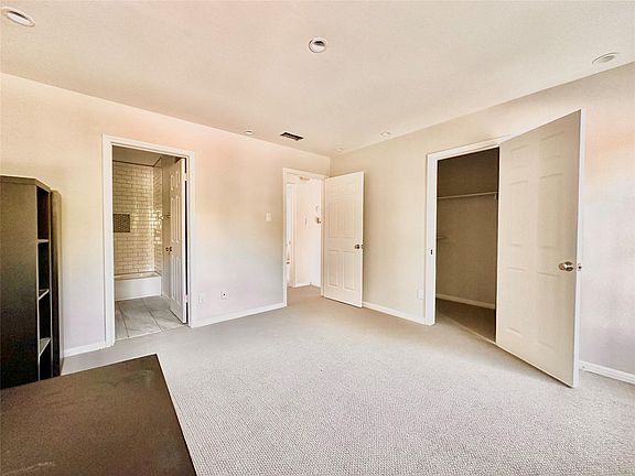 5th image of 2529 Rio Grande St APT 1