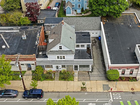 4th image of 1205 Massachusetts Ave