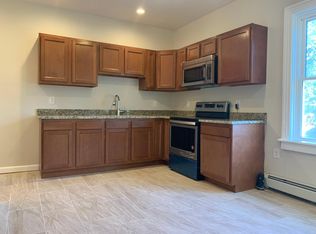 148 Penn St #1, Providence, RI 02909