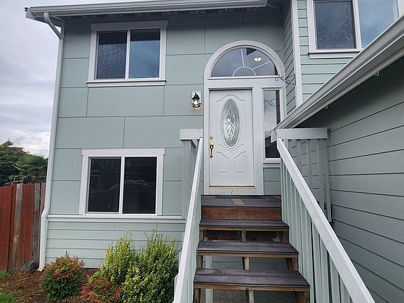 2nd image of 17902 29th Ave NE