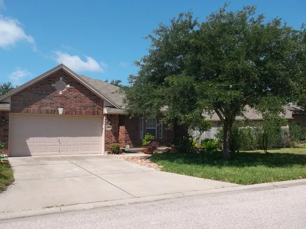 117 Georgian Oaks, Rockport, TX 78382