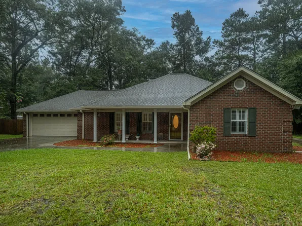 104 Overhill Dr, Walterboro, SC 29488