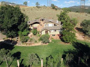 318 Oak Pl, Manitou Springs, CO 80829