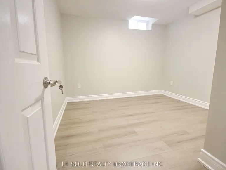 139 Walford Rd #A — Photo 12