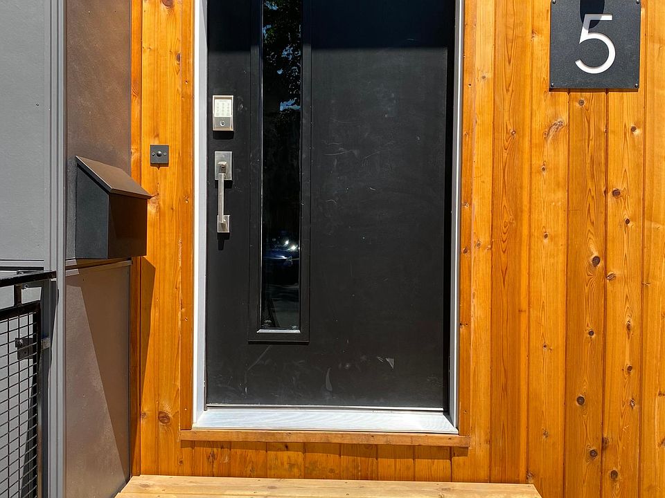1st image of 132 Hill St APT 5