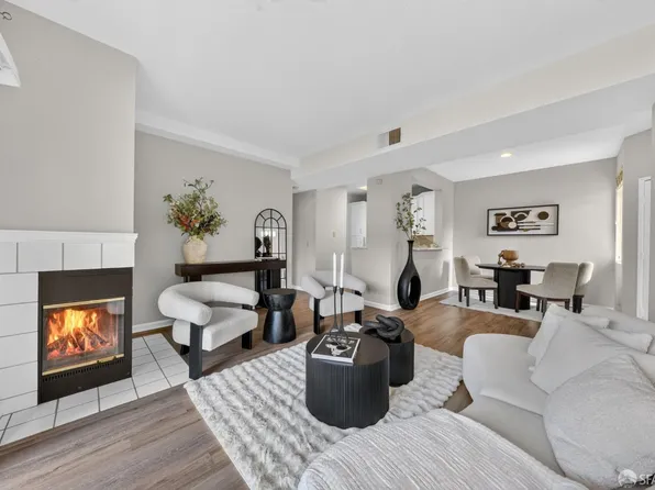 7003 Stagecoach Rd APT D, Dublin, CA 94568