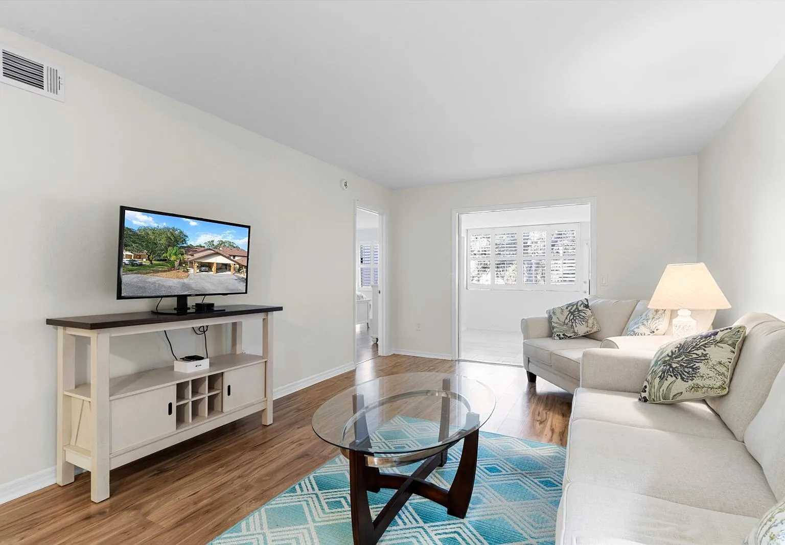 219 East Hartford Street - 4A — Photo 4