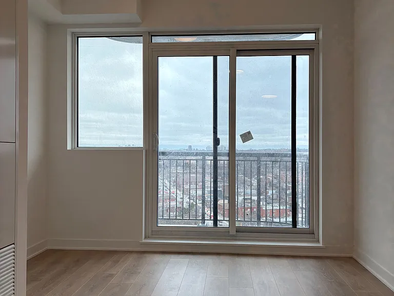 1185 Dupont St #1403 — Photo 7