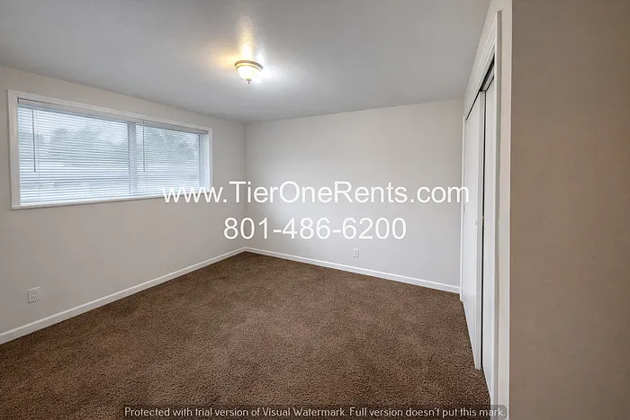 263 W 270 N #263 — Photo 11