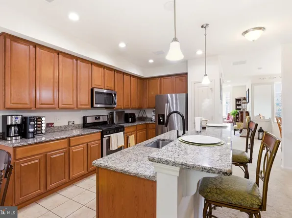 346 Hawthorne Ln, Barnegat, NJ 08005