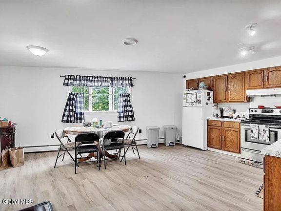 Kitchen view 2 apt A; aprox ; around 11 x 11 feet