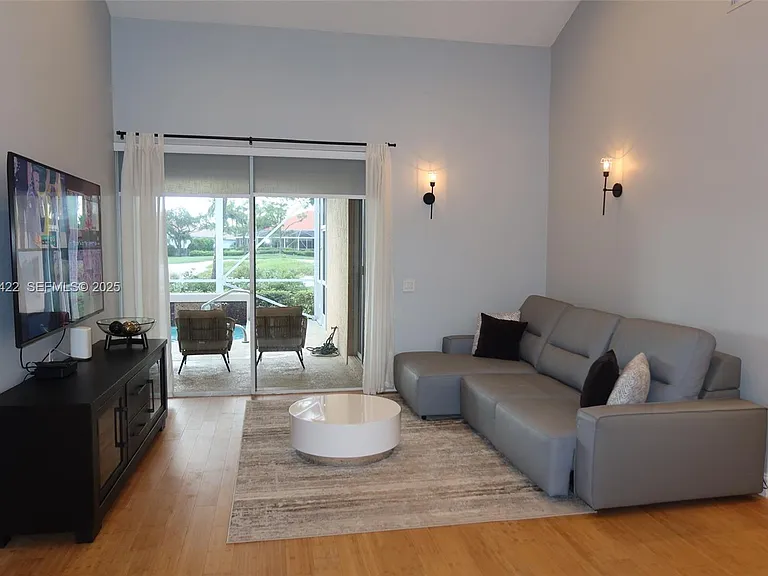 8189 Sandpiper Way — Photo 16