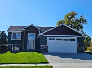3673 Meadow Sage Ct, Rochester, MN 55904