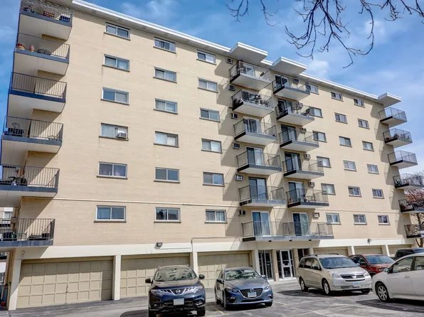 315 Des Plaines Ave APT 206, Forest Park, IL 60130