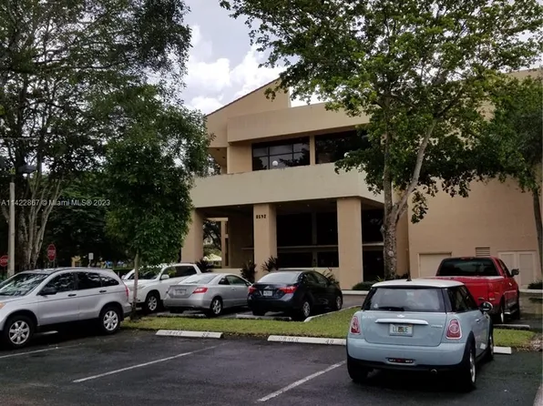 8592 W Sunrise Blvd APT 314, Plantation, FL 33322
