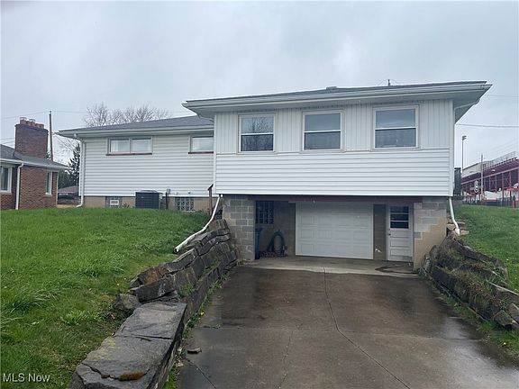 2nd image of 301 Howard St
