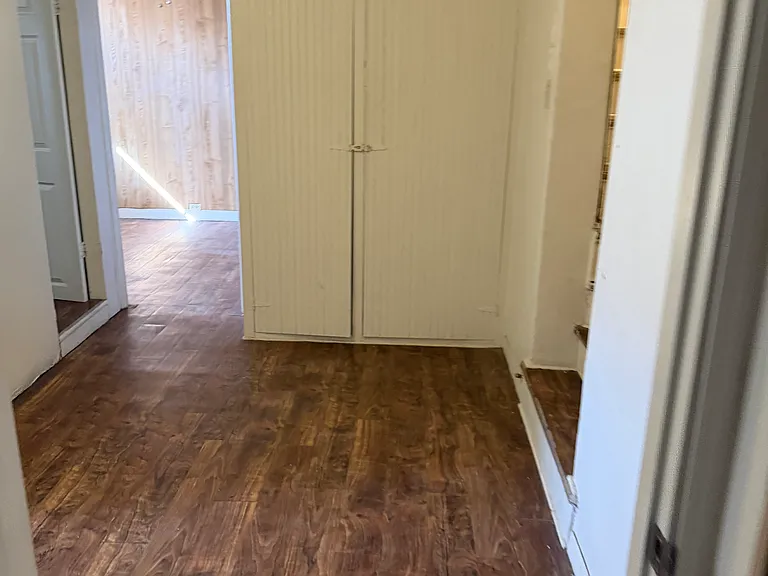 521 Randolph Dr — Photo 9