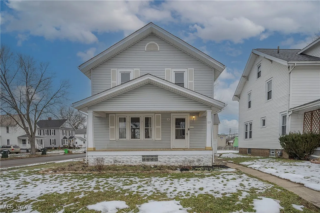 819 Race St photo 1
