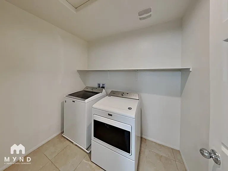 9184 Lynea Ct — Photo 20