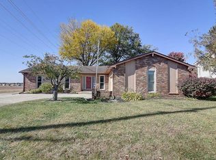 417 Meadow Ln, Trenton, OH 45067