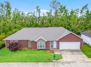 2705 Henderson Bayou Pl, Lake Charles, LA 70605