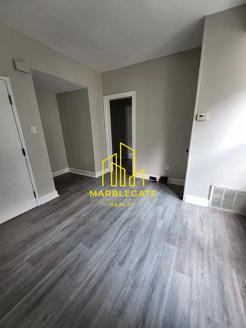 3 bed, 1050 sqft, $1,850 — Photo 4