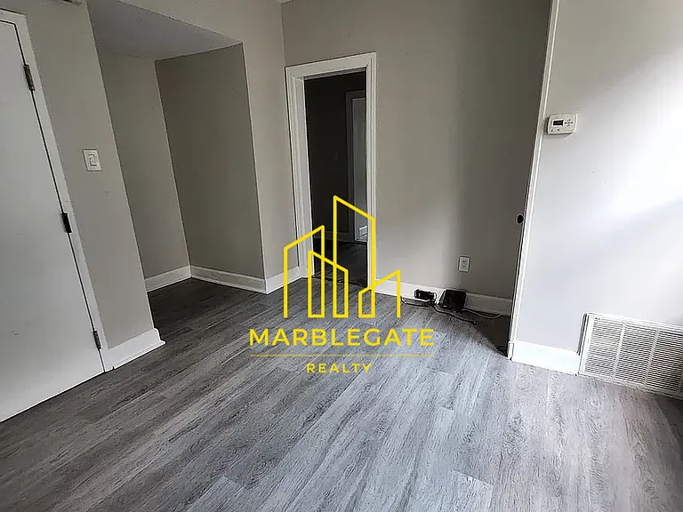 136 Shepard Ave #55 — Photo 4