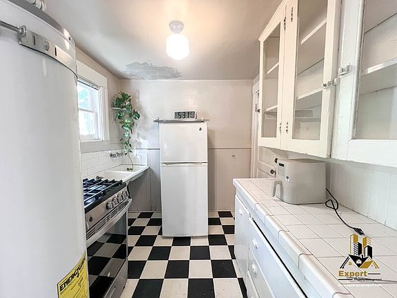 2nd image of 1708 16th St #1710-1/2
