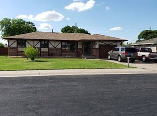 2303 Ida Ln, Hays, KS 67601