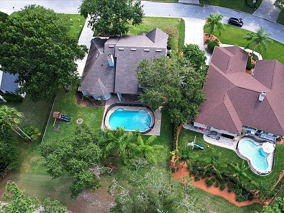 3rd image of 208 N Checkerberry Way