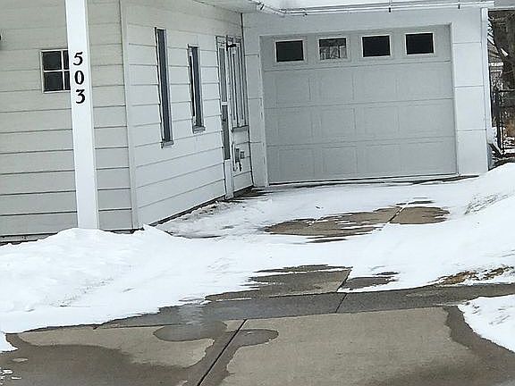 3rd image of 503 N Lewis St