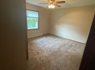 2211 Windflower Dr, Norwalk, IA 50211