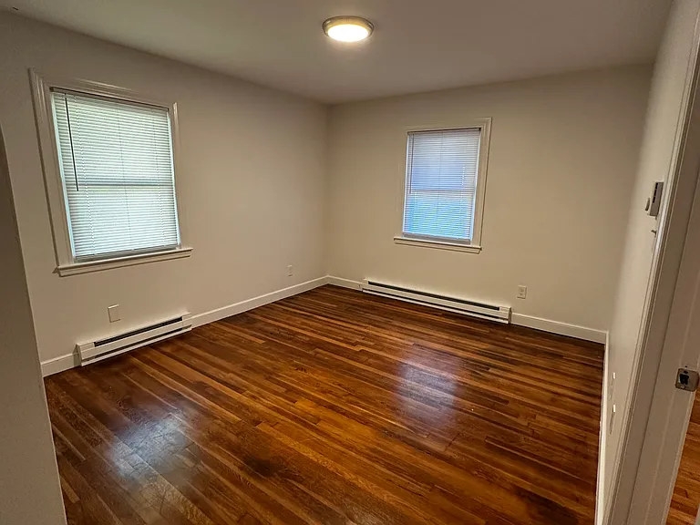 15 Patrick Henry St #10 — Photo 3