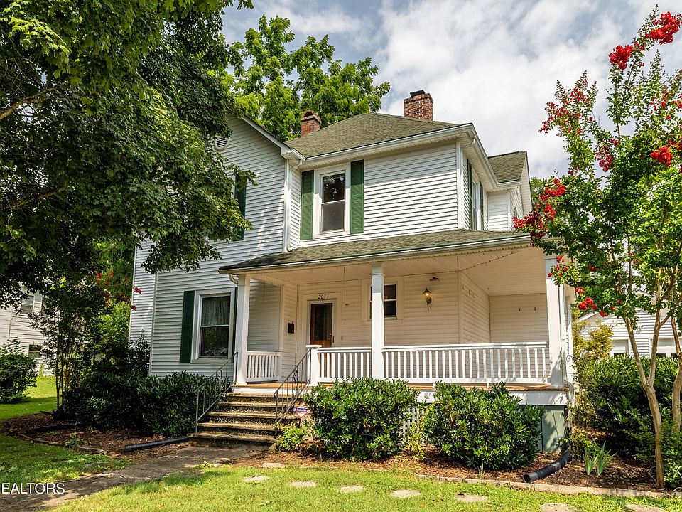 1st image of 203 Wilson Ave