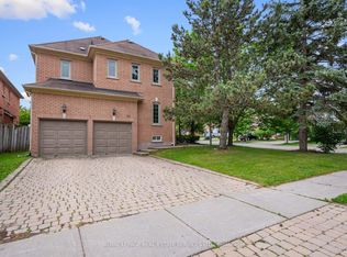 63 Deerglen Ter, Aurora, ON L4G6Y2