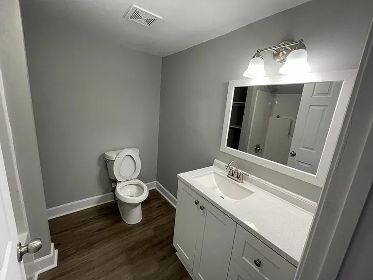 247 Woods St — Photo 16