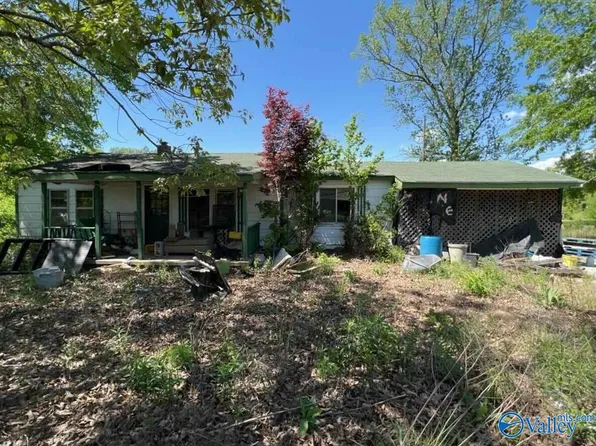 24605 County Road 460, Trinity, AL 35673