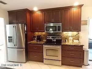 5th image of 1411 Drucker Ct SE