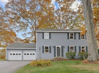 7 Gladys Rd, Cape Elizabeth, ME 04107