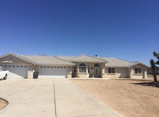 8943 Tumbleweed Rd, Phelan, CA 92371